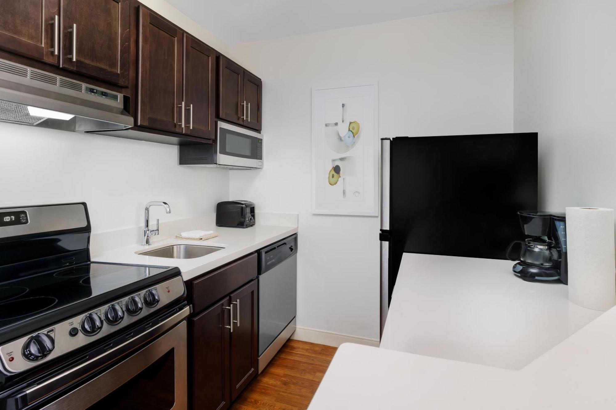 Towneplace Suites Manchester-Boston Regional Airport Exteriör bild